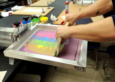 قاب آلومینیومی صفحه نمایش ابریشم با دقت بالا برای چاپ مواد سبک وزن سبک نقره ای رنگ